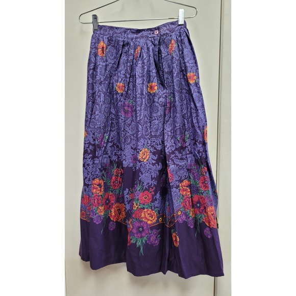 Susan Bristol Dresses & Skirts - VTG Susan Bristol WOMEN'S skirt purple floral fit&flare pleated rayon‎  SIZE 6